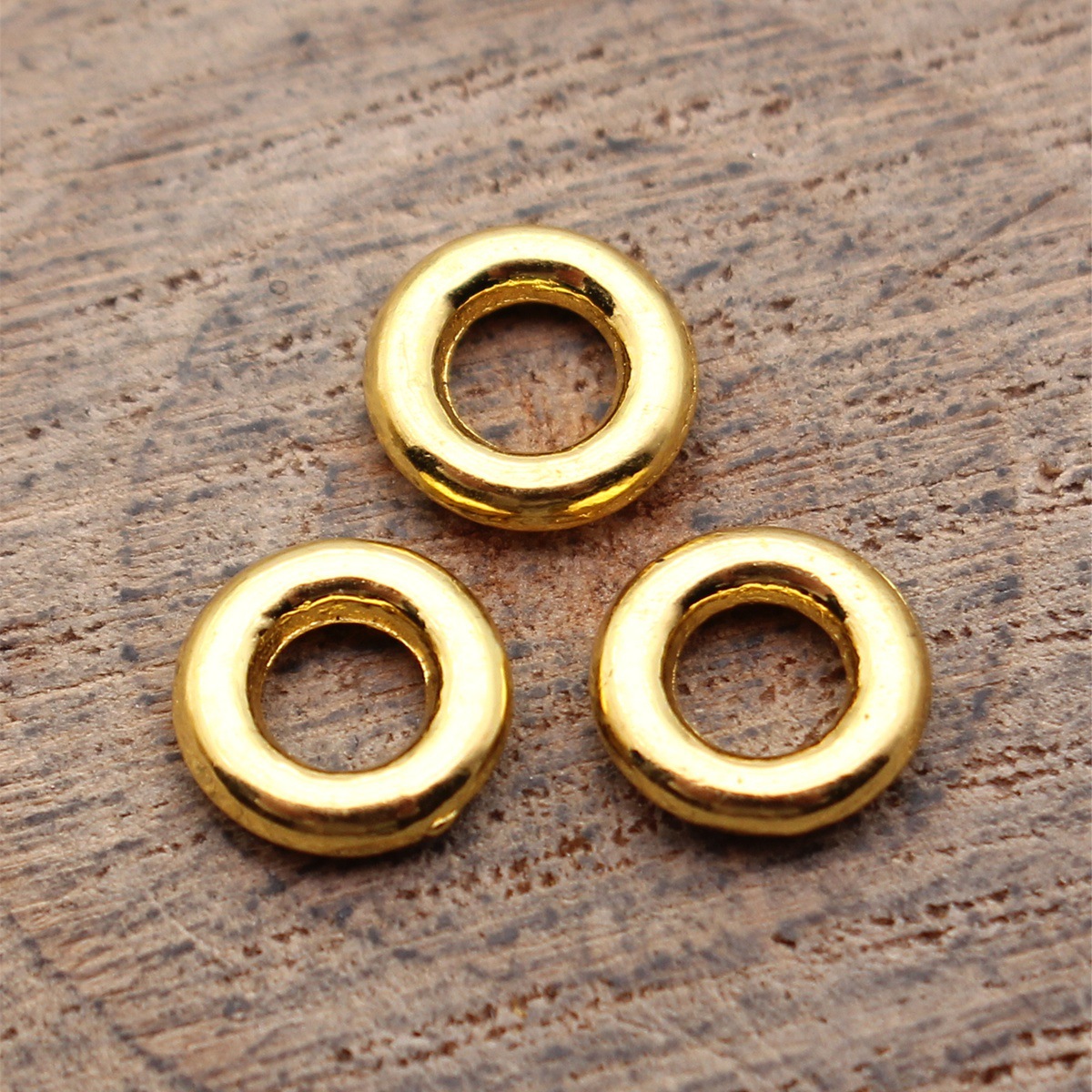 ตัวเชื่อมต่อจี้รูปวงกลมแบบเจาะ - Resin Crafts Diy บทวิจารณ์และราคา